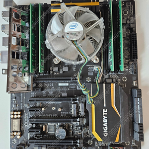 i7 5820k + 기가바이트 X99 + DDR4 32GB 택포