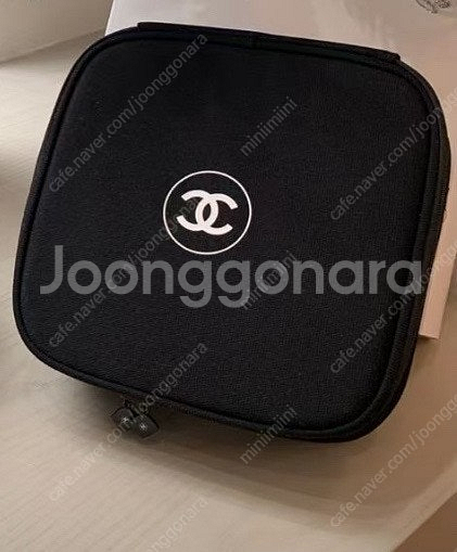샤넬거울 파우치 새상품--0