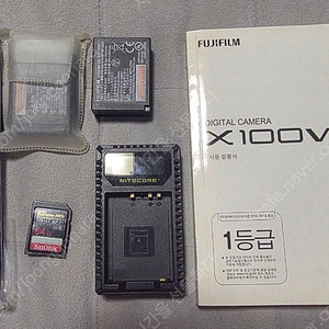 후지 X100V(블랙) 팝니다~