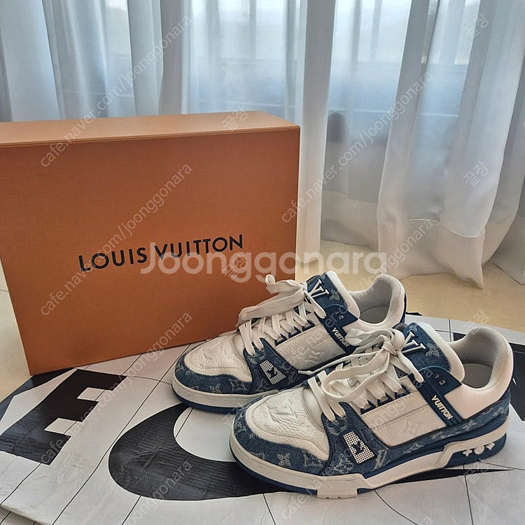 루이비통 트레이너 8.5 275사이즈--0