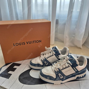 루이비통 트레이너 8.5 275사이즈