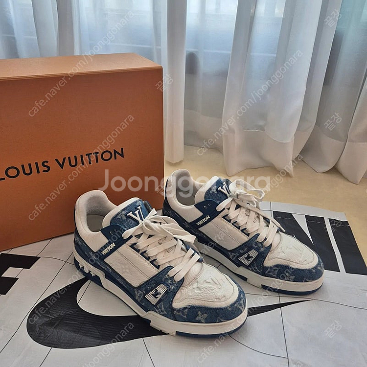 루이비통 트레이너 8.5 275사이즈--1