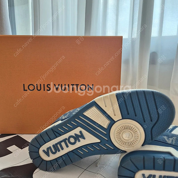 루이비통 트레이너 8.5 275사이즈--4