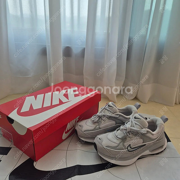 나이키 에어맥스블리스 230사이즈 새상품--0