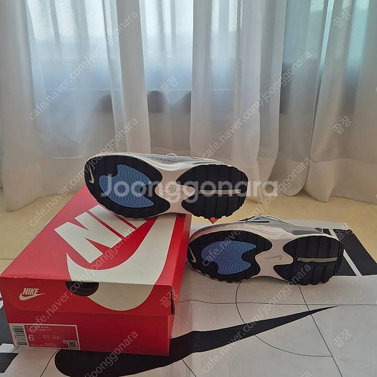 나이키 에어맥스블리스 230사이즈 새상품--2