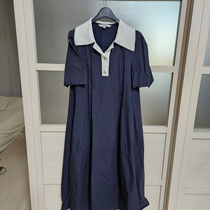 온앤온 배색 카라 원피스 (운포 2.3만)