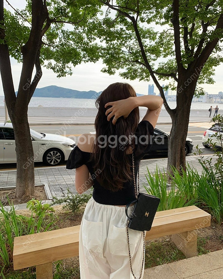 베르니 쉘리 쉬폰 니트 블랙--3