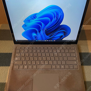 (천안) 마이크로소프트 서피스 랩탑 i5 8G 256G 윈11P 20만