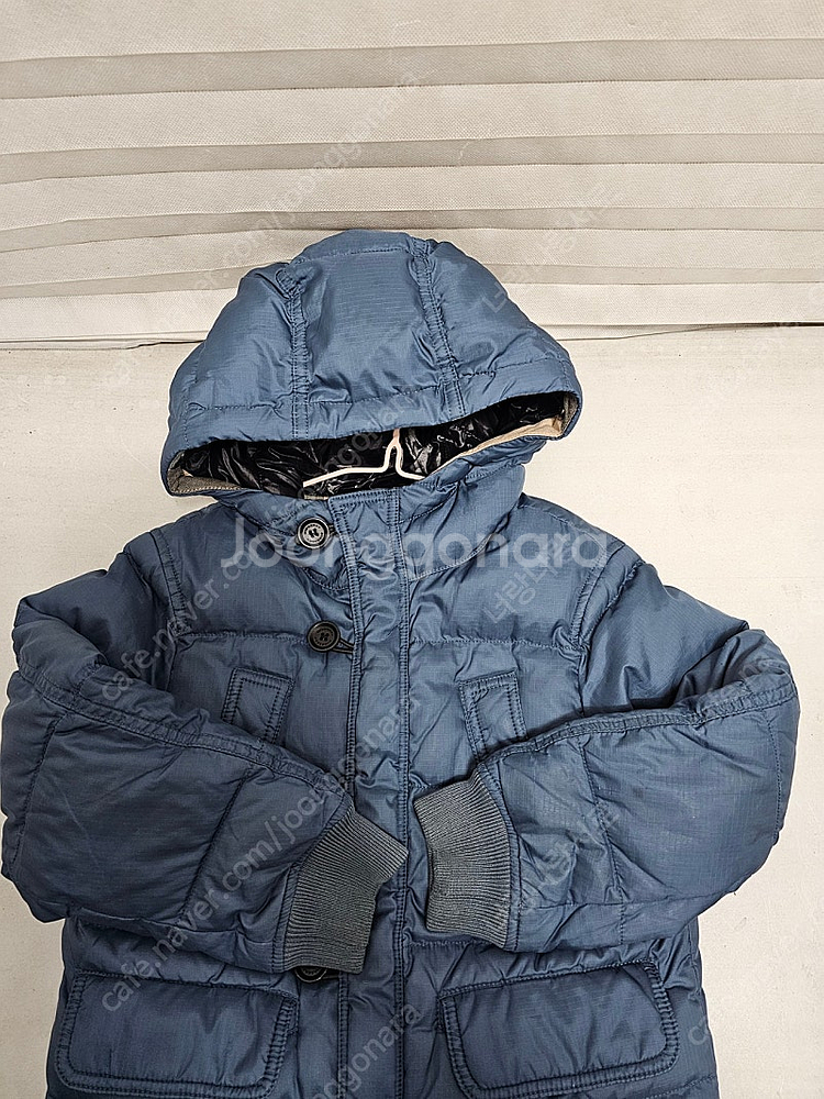 버버리 키즈 패딩 다운점퍼 사이즈 8y 128cm--2