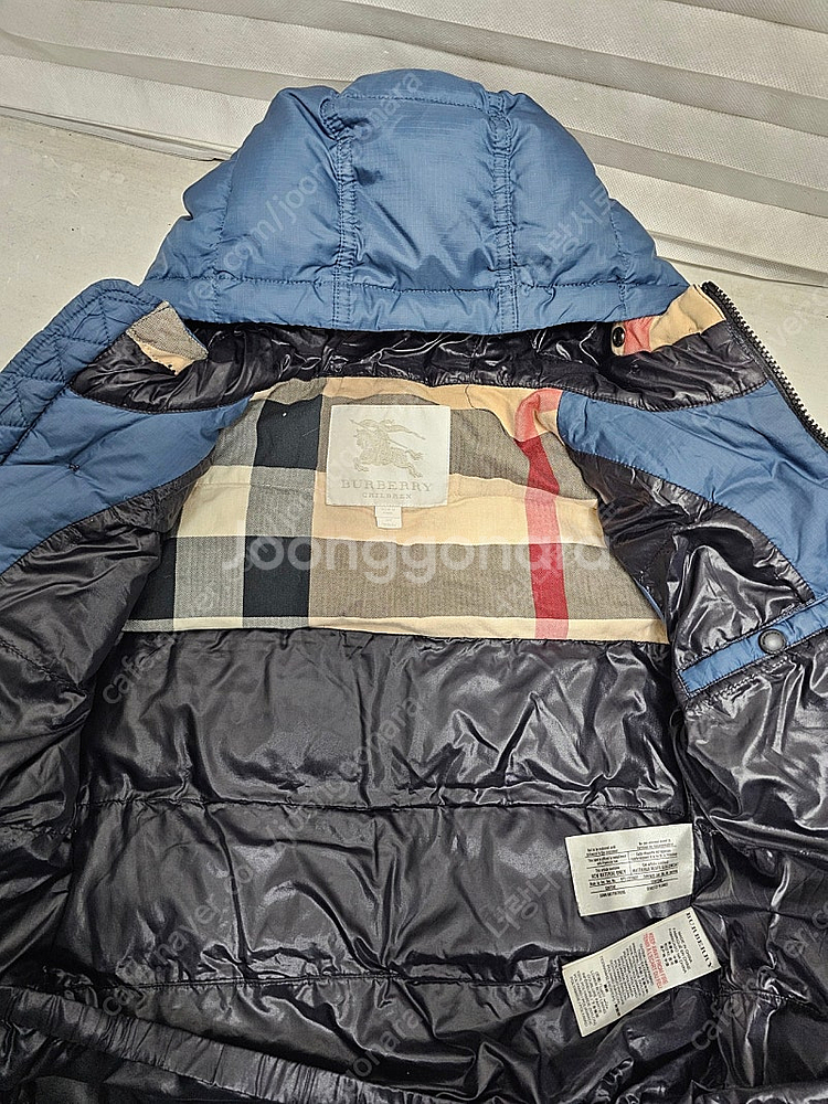 버버리 키즈 패딩 다운점퍼 사이즈 8y 128cm--3