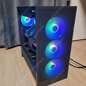 5800X3D, 3080 슈프림X, NZXT H5 V2 게이밍 PC 컴퓨터 본체 판매합니다.