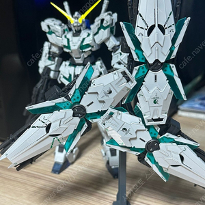Rg 건담 유니콘 스페셜코팅 가조 판매