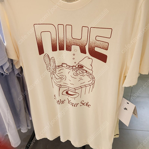 나이키 티셔츠 새거
