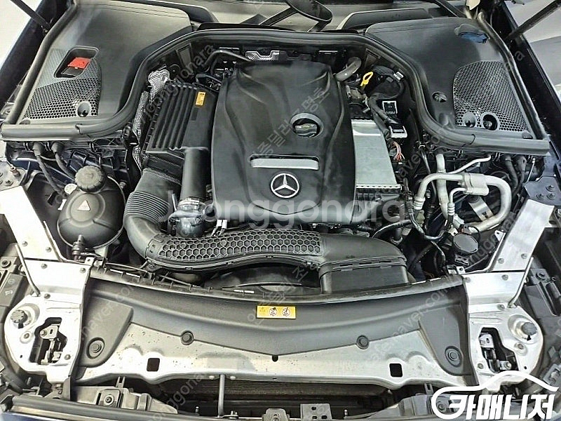 [벤츠]E-클래스 W213 E200 아방가르드 (5인승...--5