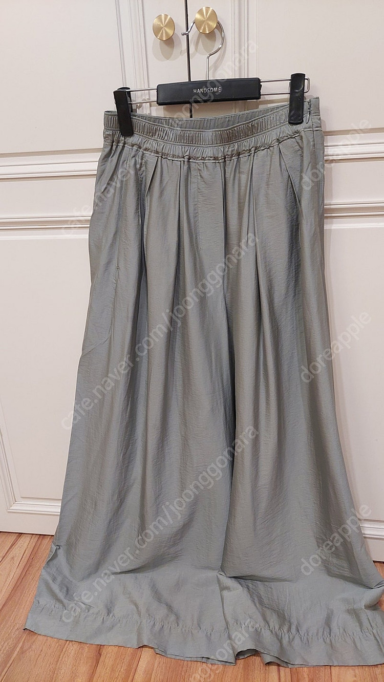 한섬 더캐시미어 밴딩 와이드팬츠--1