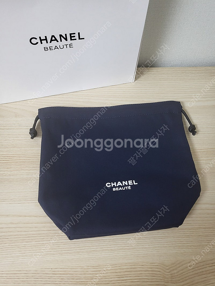 정품) 새제품 샤넬 복조리 파우치 (코스메틱--0