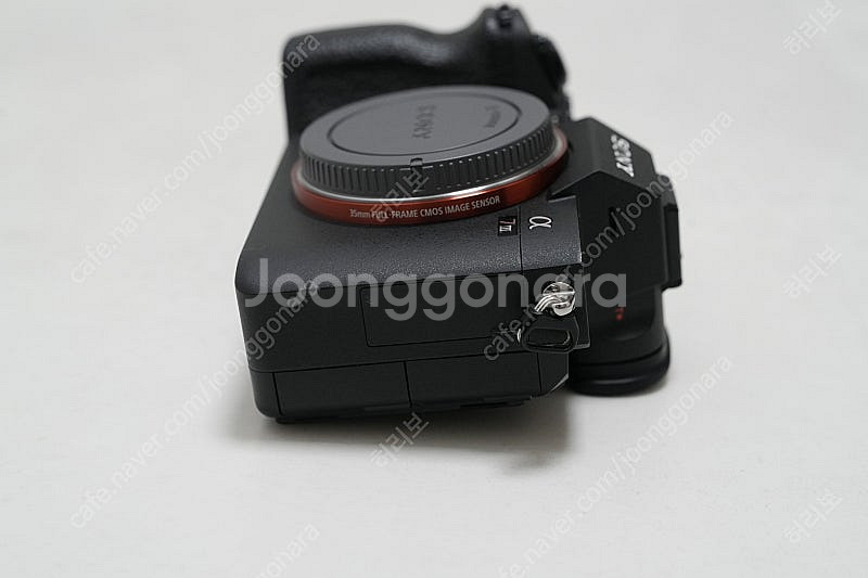소니 A7M3 글로벌판 제품 팝니다.(박스없음)--5