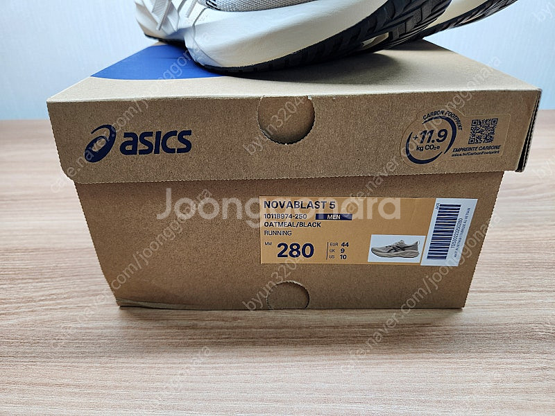 (새상품)아식스 노바블라스트5 오트밀 280--2