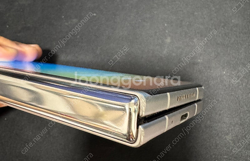 갤럭시 폴드 3 512G 고장--2