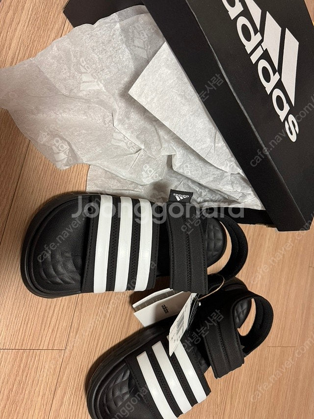 아디다스 샌들 정품 255 강추 편안함 남여공용--1