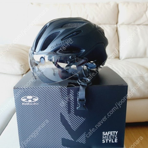 카부토비트 자전게헬멧(블랙 L) 및 클리어투명쉴드 팝니다. (이 쉴드는 에어로알원, 레짜2 에도 사용가능)