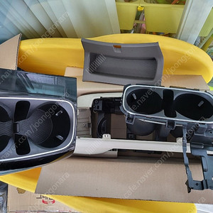 기아 카니발4세대 컵홀더 판매합니다 이미지