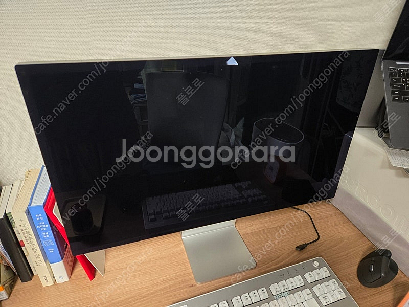 스튜디오 디스플레이(+애캐플) A급 판매합니다.--1