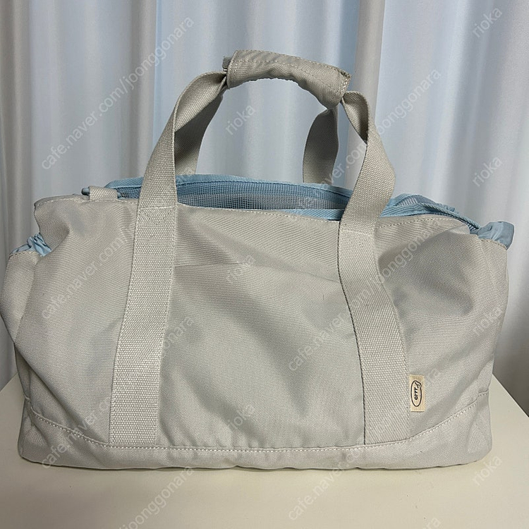 [무료배송] 강아지가방 아르르 포옹백v2 소다그레이 이미지