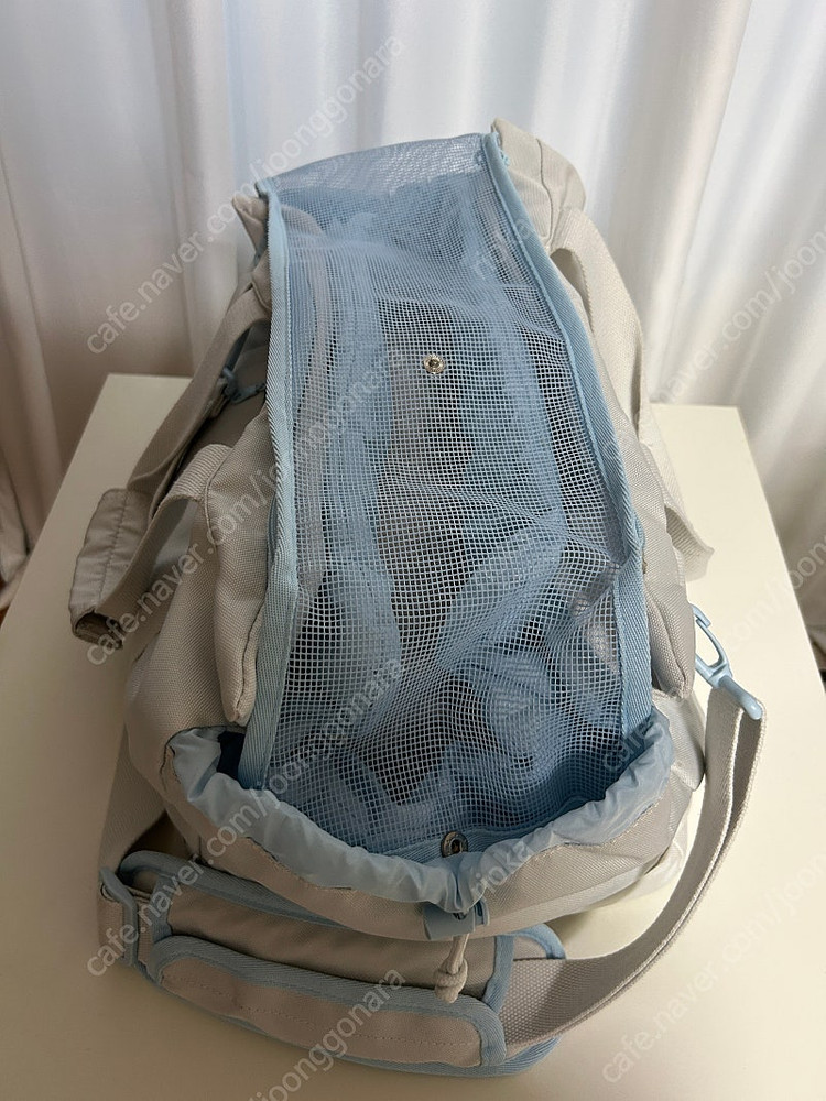 [무료배송] 강아지가방 아르르 포옹백v2 소다그레이 이미지