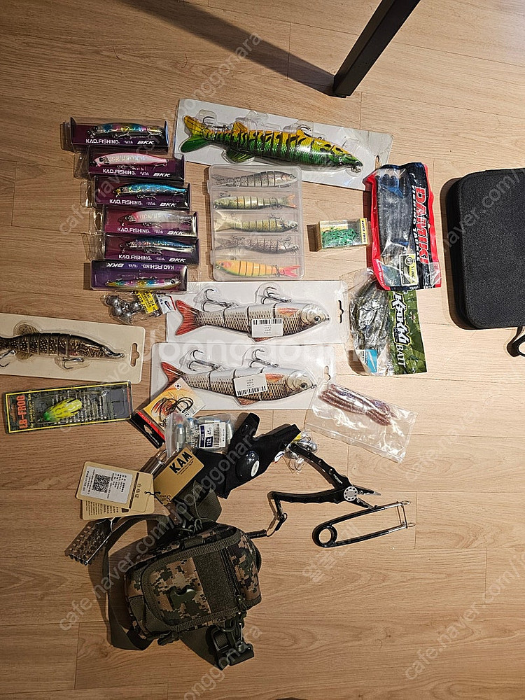 루어미끼 낚시대 그리고 캐노네이드 금통릴--0