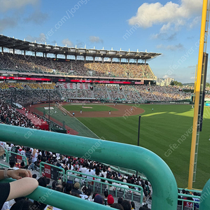 Ssg랜더스 lg트윈스 3루 내야 필드석 2연석 급처합니다