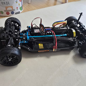 TT02 차체 송수신기세트 판매합니다.