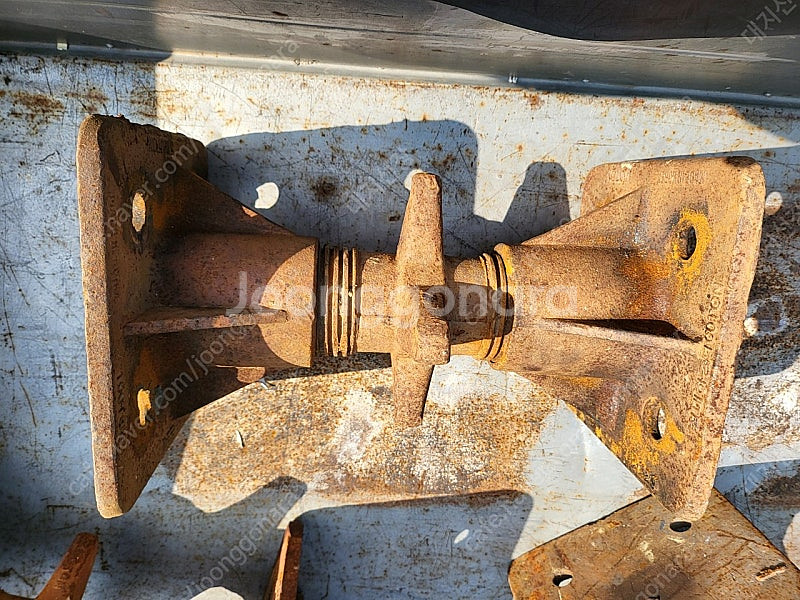 스크류잭 스크류쟈키 100톤 토목자재 컨테이너받침--0