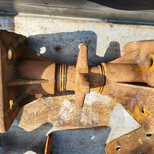 스크류잭 스크류쟈키 100톤 토목자재 컨테이너받침