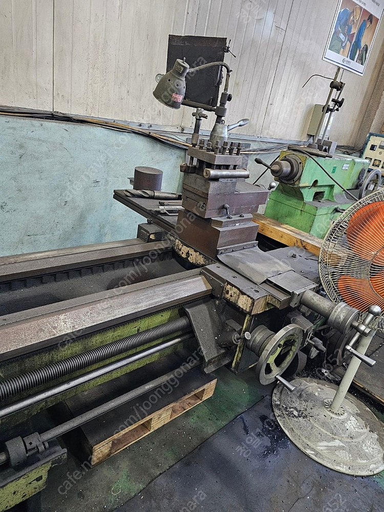 범용선반(한국공작기계,Φ800×2,000) 이미지