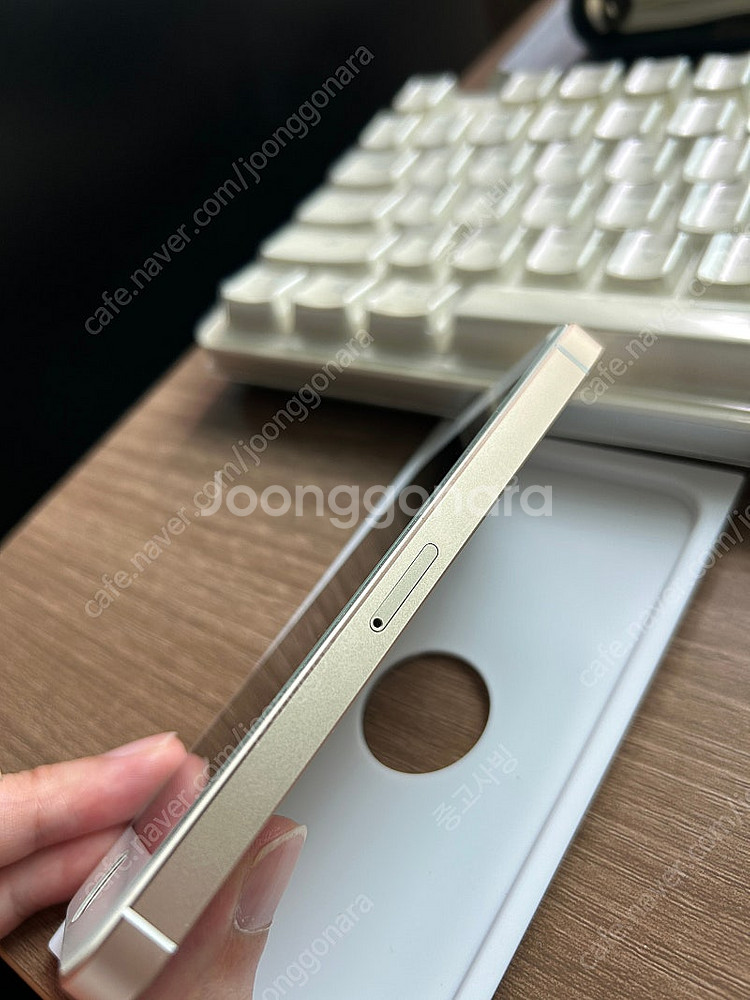 아이폰 SE(1세대) 32GB, 골드, IOS 12.3...--8