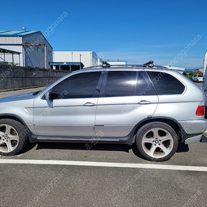 BMW X5 2002 305000