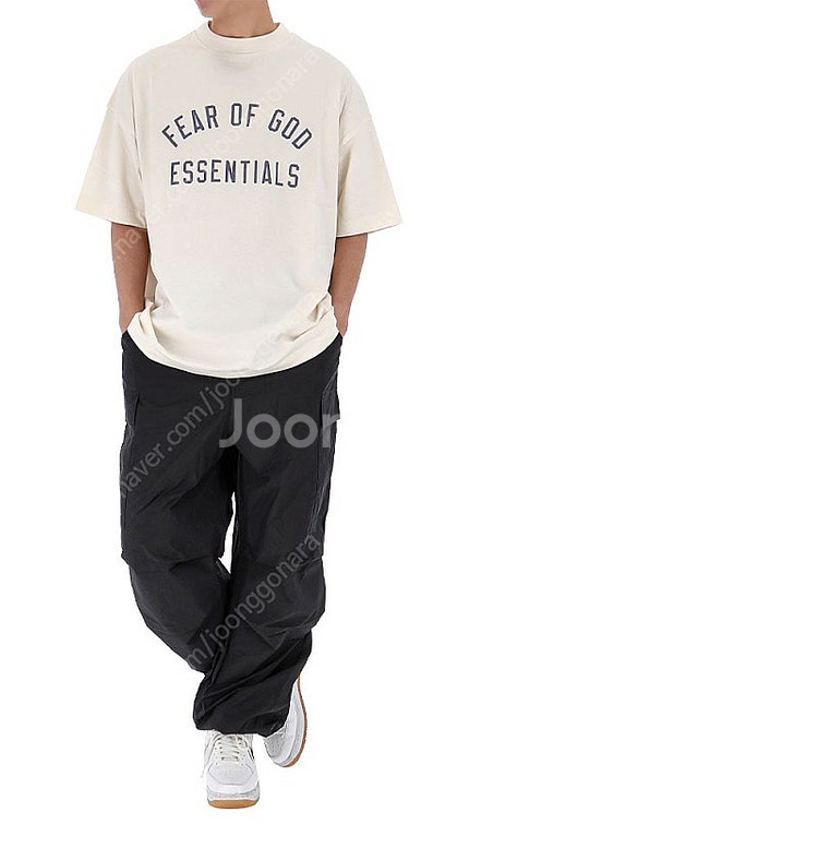 피어오브갓 에센셜 24FW 반팔 티셔츠--1