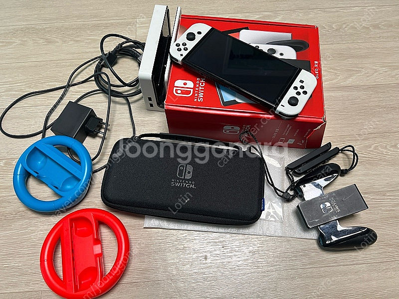 닌텐도 스위치 OLED 화이트 + 호리 파우치--0