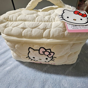 키티파우치팝니다