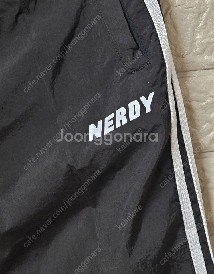 널디 나일론 우븐 조거팬츠--1