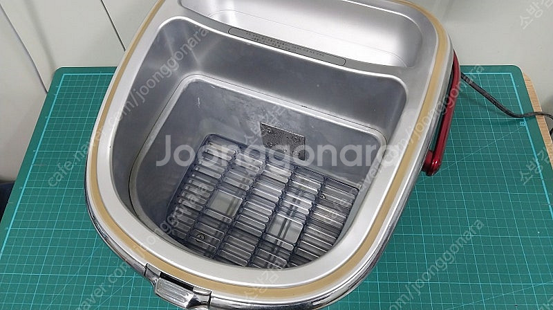 유파 디아띠 AKC-207 화장품 냉장고--1
