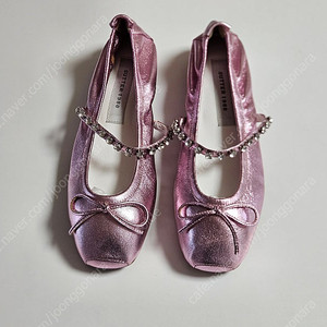 sutter1988 말랑이플랫 메탈릭핑크 6만원(배송비무료)