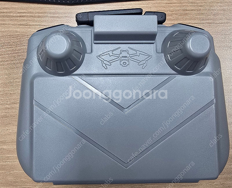 DJI RC2 판매합니다. (선후드 및 액정보호필름 부...--1