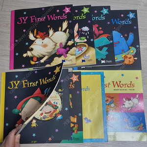JY First words 6권, easy story 9권, winnie the witch six book collection