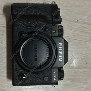 후지필름 X-T4 바디 135만원 / 5700컷