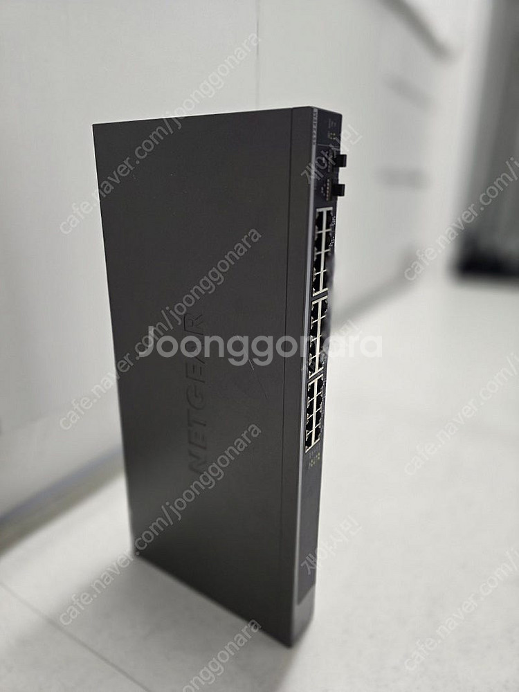 넷기어 기가비트 10G 24포트 RJ45 스위칭허브 X...--0