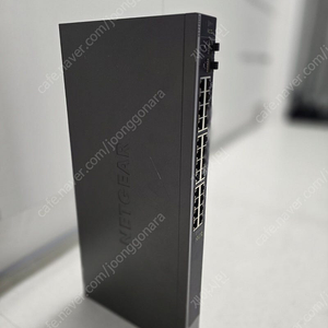 넷기어 기가비트 10G 24포트 RJ45 스위칭허브 XS724EM