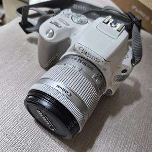 캐논 EOS 200D 화이트