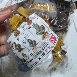 메카니컬버스트 스트라이크 프리덤 3종 셋 판매합니다.